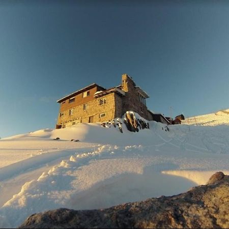 Cordillera Hostel فاريلون المظهر الخارجي الصورة
